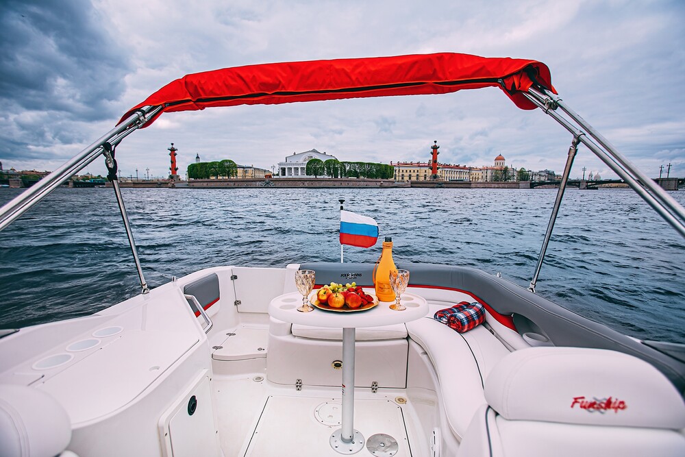 Катер Марсель