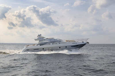 Яхта Azimut 62S