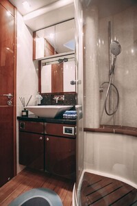 Яхта Fairline68-Аврора