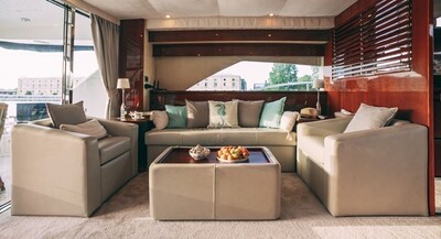 Яхта Fairline68-Аврора