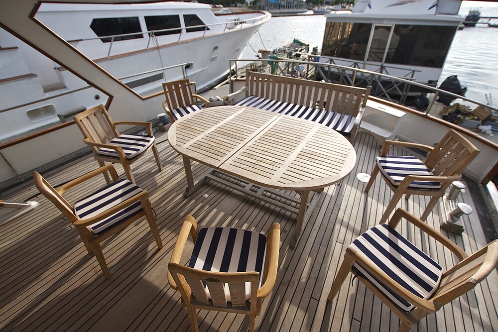 Яхта Benetti 92