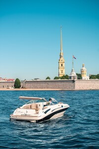 Катер Монро