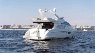 Яхта Azimut55