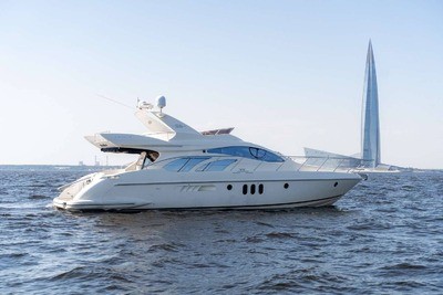 Яхта Azimut55