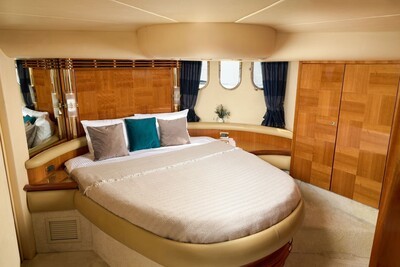 Яхта Azimut55