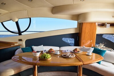 Яхта Azimut55
