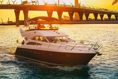 Яхта Princess 50