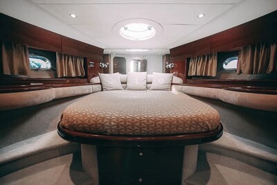 Яхта Princess 50