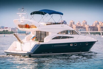 Яхта Princess 50